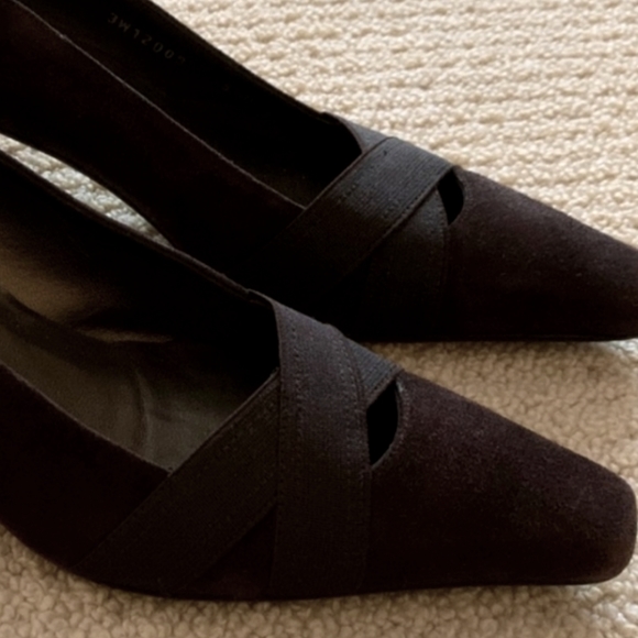 BEAUTIFUL STEWART WEITZMAN VELVET SWEDE BROWN PUMPS SIZE 5 1/2 - Picture 2 of 6
